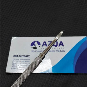 Pousse-cuticules professionnel en acier inoxydable à double extrémité, outil de manucure et pédicure avec poignée antidérapante moletée - Product Image 4