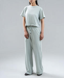 T-shirt oversize pour femme en coton 100% à blocs de couleur, 220g, rayé, personnalisé, de haute qualité, manches courtes, été, vente en gros d'usine - Product Image 6