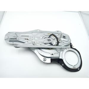 Support avant droit KIA Sportage Série (04>10) 824813U000 - Product Image 5