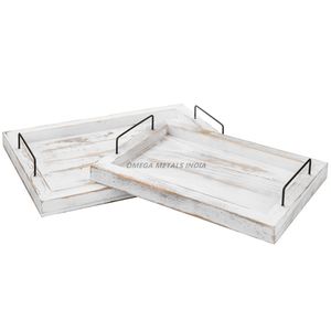 Sleek Gold Round Serving Tray With Smooth Finish and Elegant Design for Stylish Display and Versatile Use - Product Image 4