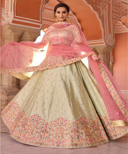 Tenue de mariage tendance multicolore en tissu taffetas de coton brodé, design moderne, vêtement ethnique, Lehenga Choli Dupatta indien - Product Image 3