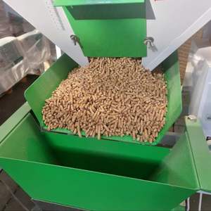 Granulés de bois haut de gamme EN Plus-A1 en sacs de 15kg Produit SSR VINA - Product Image 2