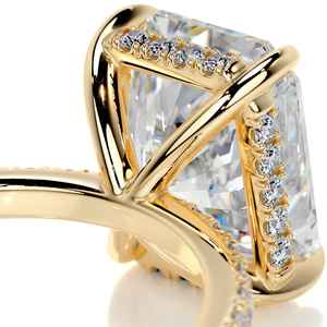 Anillo de compromiso de diamantes Princess Cut VVS Moissaniteb en plata de ley 925 con banda pavimentada Diseño clásico y elegancia moderna - Product Image 2