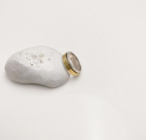 Anillo unisex de plata de ley 925, latón y cobre, único y moderno, para boda y compromiso, con esmeralda, anillo moderno para mujer, regalo. - Product Image 3