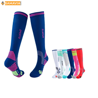 Chaussettes de sport professionnelles montantes pour jeunes, tricotées, respirantes, à compression, anti-humidité, en Spandex/Nylon, pour la course à pied
