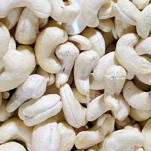 น๊อตเม็ดมะม่วงหิมพานต์ดิบ Ww320จาก Ww180ขายส่งจากเวียดนามส่งออกไปยังเอเชียยุโรปตะวันออกกลาง - Product Image 1