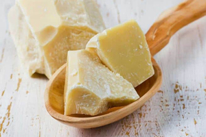 Manteca de cacao vietnamita: extraída naturalmente de granos vietnamitas de primera calidad, utilizada en chocolate blanco, cuidado de la piel y jabones - Product Image 6