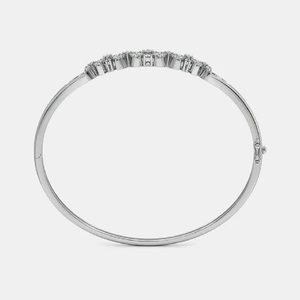 Pulsera de moissanita de corte redondo con diseño increíble, colección de joyas inspiradas en diamantes para mujer - Product Image 4