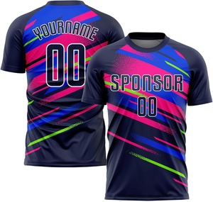 Ensemble de maillots de football en polyester respirant imprimés de logo personnalisable Short à séchage rapide avec impression du nom du service OEM - Product Image 4