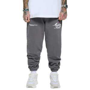 Time Flies Grey Cuffed Jogger 100 por ciento algodón Fleece Heavyweight Relaxed Fit Streetwear Pantalones con serigrafía y bolsillo con cremallera - Product Image 3