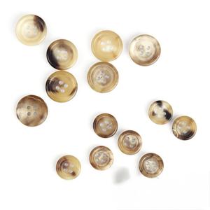 Botones de Cuerno de Búfalo Natural al por Mayor, Acabados y Coloridos para Accesorios de Ropa, Alta Calidad - Product Image 3