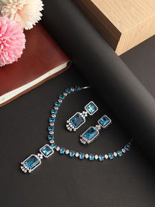 Hermoso juego de collares publicitarios para bodas y ocasiones festivas disponibles a precios asequibles - Product Image 4