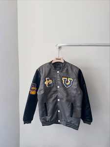 Chaquetas Varsity de Béisbol Vintage con Bordado de Logotipo Personalizado OEM, Unisex, Talla Grande, Ropa de Calle para Invierno, Impermeable - Product Image 6