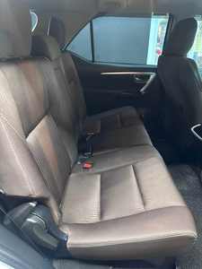 2020 Toyo_ta ฟอร์จูนเนอร์ที่สะอาดแล้ว - Product Image 5