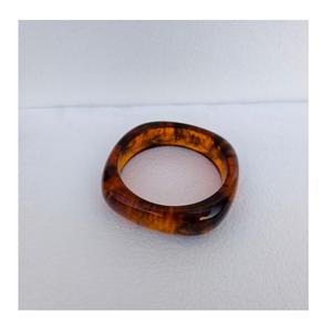 Brazaletes de Resina Modernos de la Mejor Calidad con Diseños Únicos y Ajuste Cómodo para Accesorios de Moda y Tiendas Minoristas de la India - Product Image 1