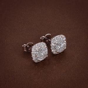 Meilleures ventes, boucles d'oreilles en diamant rond VVS cultivé en laboratoire certifié IGI, avec halo en or 14 carats, boucles d'oreilles pour femmes, bijoux au meilleur prix - Product Image 3