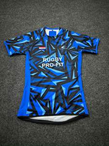 Fabricante de Camisetas de Rugby Sublimadas Anti-UV Personalizadas de 240 Gramos con Nuevo Diseño de Cuello, Spandex y Poliéster - Product Image 6