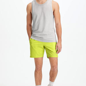 Nouveautés Short d'entraînement en toile respirante Vêtements de sport confortables avec design et poches personnalisés - Product Image 4