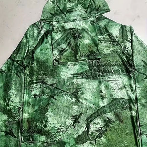 Camisa de Pesca con Capucha y Máscara Impresa Transpirable de Alta Calidad, Tejido que Absorbe la Humedad, Protección UPF 50, Diseñada para Comodidad Durante Todo el Día - Product Image 2