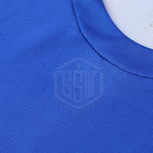 Ensemble d'uniformes de football professionnels en tissu polyester à séchage rapide, prix direct usine, en vente - Product Image 4