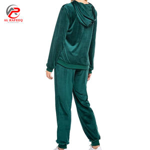 Logo personnalisé Automne Hiver 2026 Survêtements en velours pour femmes Haut long à capuche avec jogger Ensemble Survêtements - Product Image 2