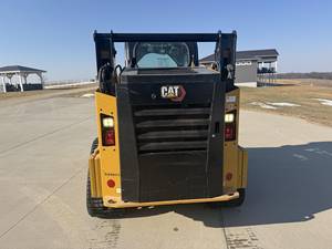 Chargeuse frontale sur chenilles CAT 259D3 d'occasion de haute qualité, 9 tonnes, 2023, pour travaux de construction et agricoles - Product Image 3