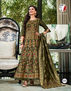 Robe Anarkali Kurti en soie jacquard pour femme, avec dupatta, nouvelle collection, tenue traditionnelle indienne pour mariage et fêtes. - Product Image 6