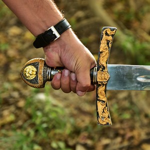 Nudos para Espadas Profesionales de Color Plateado, Nudos Ceremoniales para Espadas con Diseño Personalizado a Bajo Precio - Product Image 5