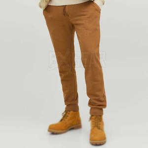 Pantalones de hombre al por mayor diseñados para uso diario con material transpirable y cómodos durante todo el día - Product Image 3