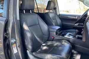 Toyota GX 460 V8 4x4 de 2014, en excellent état, faible kilométrage, aucun problème mécanique, prête à rouler - Product Image 2