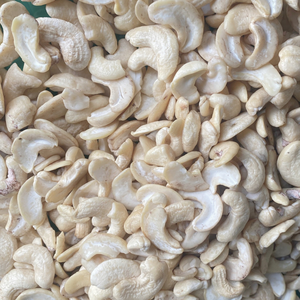 เม็ดมะม่วงหิมพานต์เม็ดมะม่วงหิมพานต์จากเวียดนาม - Product Image 1