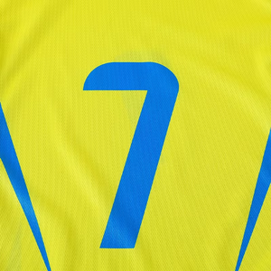 เสื้อฟุตบอลแขนสั้นคุณภาพสูง ดีไซน์ใหม่ ปี 2025 ทันสมัย ระบายอากาศได้ดี น้ำหนักเบา - Product Image 4