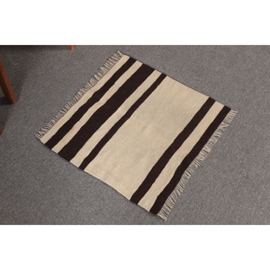 Tapis Kilim, tapis vintage de 2x1,9 pieds, tapis rayé beige - Product Image 2
