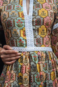 Vintage Looking Trending Tela de algodón Mujeres Señoras Vestido Cumpleaños Fiesta en la playa Maxi Midi Hermosos Vestidos para mujeres artículos conjuntos - Product Image 6