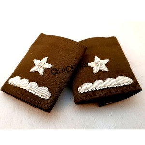 Épaulettes uniformes de compagnies aériennes professionnelles en gros personnalisées OEM épaulettes souples à enfiler pour les cérémonies - Product Image 6