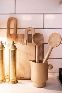 Ensemble de serveur de salade en bois de manguier naturel fabriqué à la main ustensiles de cuisine cuillère en bois à long manche outils de cuisine durables - Product Image 3