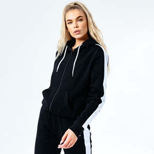 Survêtement d'hiver à capuche à motif solide pour femmes fabriqué au Pakistan - Product Image 1