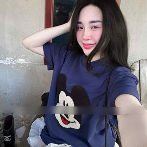 T-shirt mignon Mickey pour femmes - Tissu en coton doux et respirant, style décontracté, parfait pour les jeans, les jupes et les shorts - Product Image 5