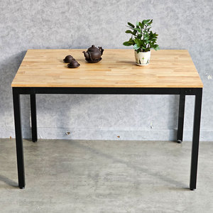Mesa de Comedor Rectangular de 120x80cm de Madera de Caucho con Patas de Hierro, Requiere Ensamblaje, Material de Placa de Roca para Sala de Estar BA68173 - Product Image 4