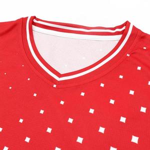 Ensemble de vêtements de basket-ball de qualité supérieure au design personnalisé Vêtements de sport sans manches Impression par transfert thermique Polyester/coton antibactérien - Product Image 2