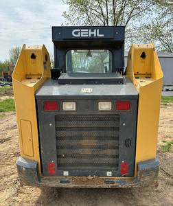 Minicargadora GEHL RT215 usada con motor de motor Yanmar Cargador frontal de nueva condición con núcleo PLC y componentes de engranaje - Product Image 6