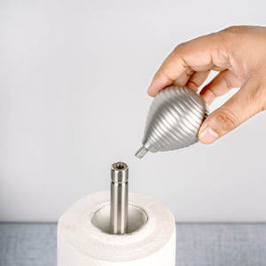 Soporte de papel pulido Soporte de papel higiénico independiente con revestimiento de plata Soporte de rollo de papel para lavabo a precio al por mayor - Product Image 6