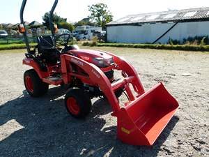 Tractor Kubota BX2350 Usado en Venta, 97% Nuevo con Retroexcavadora Completa, Envío Gratuito a Todo el Mundo, Componente Principal - Product Image 3
