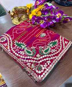 Vêtements de bureau sophistiqués Georgette Saree avec broderie subtile et bordure Zari professionnelle pour les réunions formelles - Product Image 5