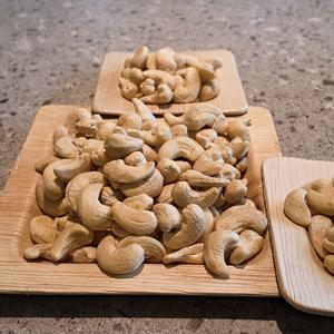 Noix de cajou en gros W180, approvisionnement en vrac directement de l'usine, qualité supérieure, emballées sous vide pour la transformation alimentaire - Product Image 5