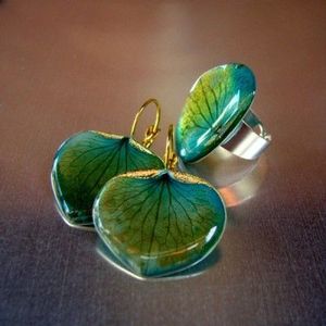 2024สินค้ามาใหม่สร้อยคอแบบใสแนวสตรีทบอยสร้อยแบบไม่สิ้นสุดสไตล์ฮิปฮอปพังค์สำหรับผู้ชายเครื่องประดับที่ทำจากเรซิ่น - Product Image 4