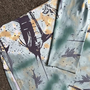 Sweat à capuche extérieur léger Protection solaire UPF 50 Plus Maillot de pêche à manches longues Taille XL avec trous pour les pouces Conception personnalisée - Product Image 4