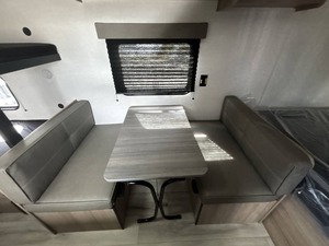 Proveedor Verificado de Caravana Usada Keystone Coleman 17B 2026 en Venta - Product Image 6