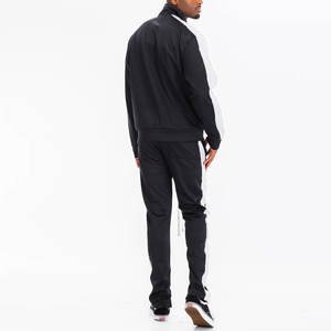 Vente en gros de survêtements de sport bon marché personnalisés de qualité supérieure sweats à capuche et pantalons de survêtement avec logo personnalisé pour hommes survêtements - Product Image 2