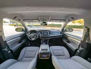 Toyota Highlander 2018 Nuevo/Usado con Luces LED en Venta - Product Image 4